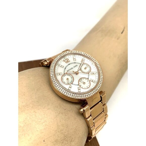 Michael Kors Women's Watch MK5616 Parker Quartz Mother of Pearl Rose Gold Steel - Picture 5 of 14